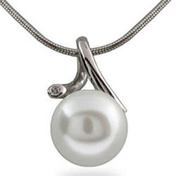 Elegant Single White Pearl Necklace in Sterling Silver