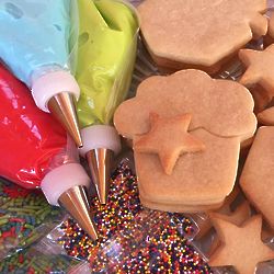 Birthday Sugar Cookie Crisp Decorating Kit