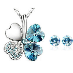 Blue Swarovski Crystal Heart Shaped Four Leaf Clover Necklace Set