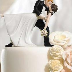 A Romantic Dip Dancing Couple Cake Topper