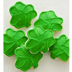 6 St. Patrick's Day Buttercream Frosted Shamrock Cookies