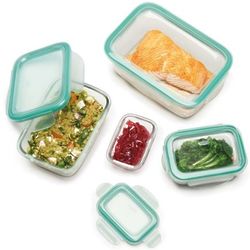 4 Rectangular Glass Food Storage Containers with Snap Lids