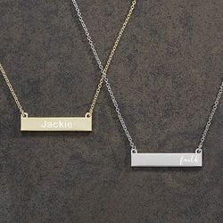 Personalized Celebrity-Inspired Nameplate Necklace