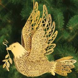 2015 Danbury Mint Annual Gold Christmas Ornament