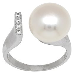 White Topaz and Honora Pearl Ring