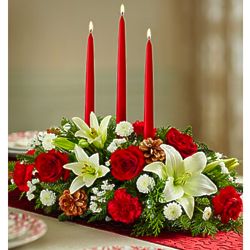 Large Traditional Christmas Floral Pinecone Centerpiece