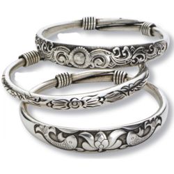 Thick and Chunky Silvery Floral Bangle