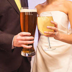 Gatsby Font Mr. & Mrs. Extra Large Beer and Wine Glasses