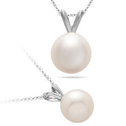 Fresh Water Pearl Pendant in 14K White Gold