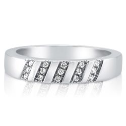 Sleek and Glamorous Sterling Silver Ring with Swarovski Zirconia