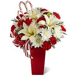 Holiday Happiness Deluxe Flower Bouquet