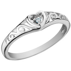 Diamond Heart Promise Ring in 10 Karat White Gold