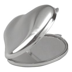 Free Form Heart Engraved Compact