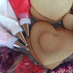 Valentine Sugar Cookie Crisp Decorating Kit