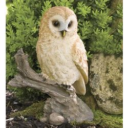 Barn Owl on Stump Sculpture