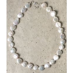 Button Pearl 20" Necklace
