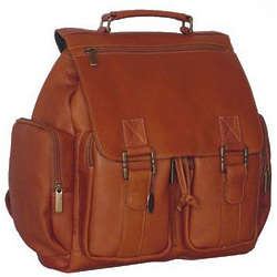 Vaquetta Leather Backpack with Zippered Pockets