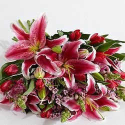 Deluxe Valentine's Day Iris Bouquet