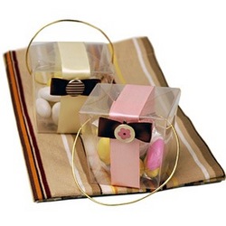 Chic Bow Takeout Box with Candy Favor
