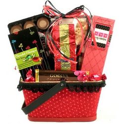 X's and O's Valentine's Day Gift Basket