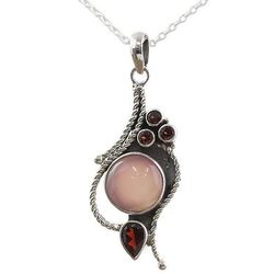 Shades of Red Garnet and Chalcedony Pendant Necklace
