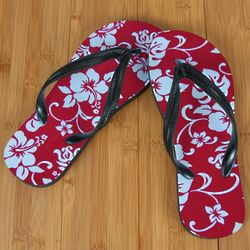 Red Hawaii Lei Beacher Sandal