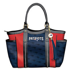 Touchdown Patriots! Designer-Style Shoulder Tote
