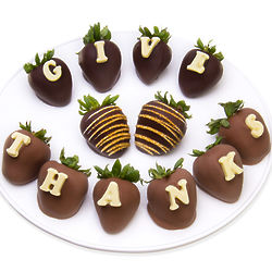 Give Thanks Chocolate-Dipped Berries