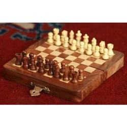 Winning Strategy Small Wood Chess Set