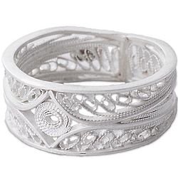 Heart of the Star Silver Filigree Band Ring
