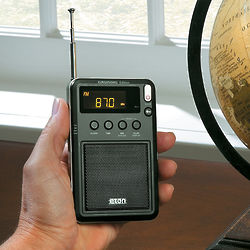 Quality Sound Mini AM/FM Pocket Radio