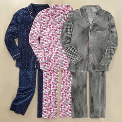 Women's Micro Fleece Pajamas with Heart Pattern