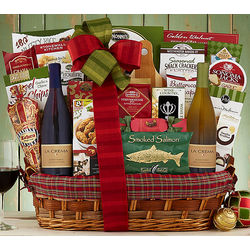 La Crema Wine Holiday Delight Assortment Gift Basket