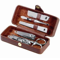 Personalized Royce Leather Framed Manicure Set