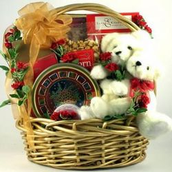 Love Bears All Things Gift Basket