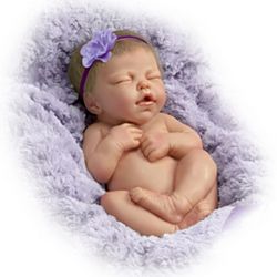 Marita Winters Cuddle Me Lifelike Newborn Baby Doll