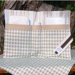 Diaper Attach&eacute; with Diapering Blanket