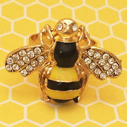 Bee-autiful Vintage Style Bee Ring