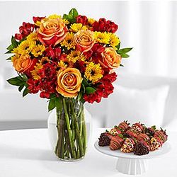 Cinnamon Cider Floral Bouquet with 12 Autumn Strawberries