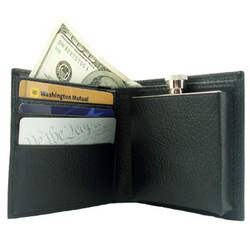 Executive Flask/Wallet Combo - FindGift.com