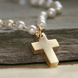 Glass Pearl & Cross 18" Necklace