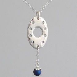 Mother-Child Open Oval Pendant with Midnight Blue Pearl