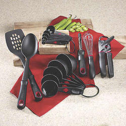 16 Piece Kitchen Tool and Utensil Set