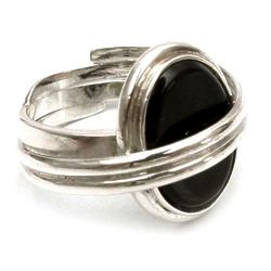 In Your Arms Onyx Solitaire Ring