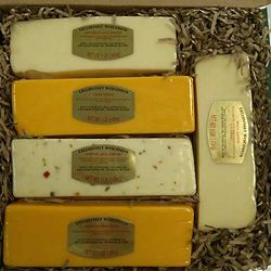 Wisconsin Cheese Favorites Gift Box
