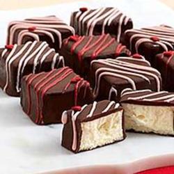 9 Valentine's Cheesecake Bites