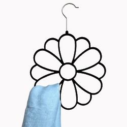 Chrysanthemum Scarf Soft Hanger Holder