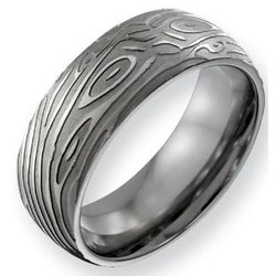 Men's Wood Grain Design Titanium Ring