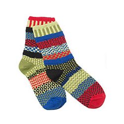 Mismatched Socks - FindGift.com
