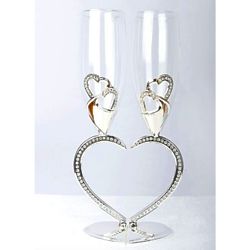 Heart-Shaped Toasting Glasses with Curved Stems